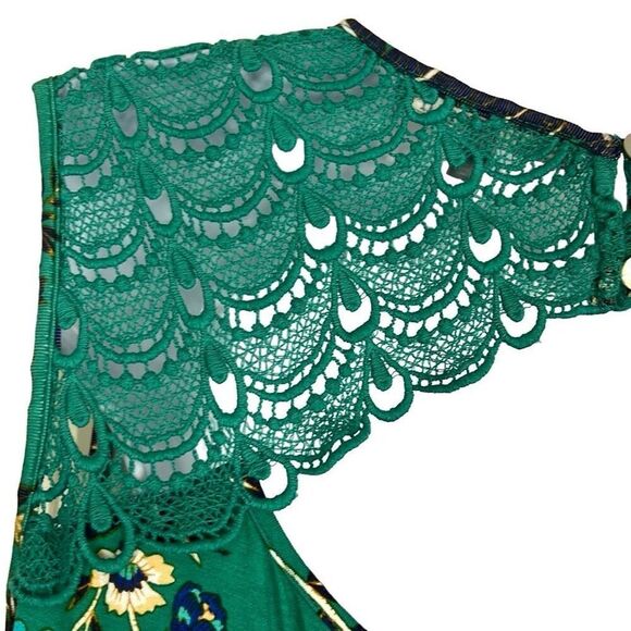 Daniel Rainn 2X Plus Sleeveless Blouse Green Floral Lace Accents Cutout NWOT - Picture 8 of 12